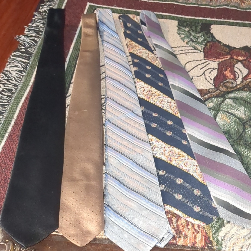 5 Pcs Elegant Men's Tie Collection - Black, Brown, Blue, Gray